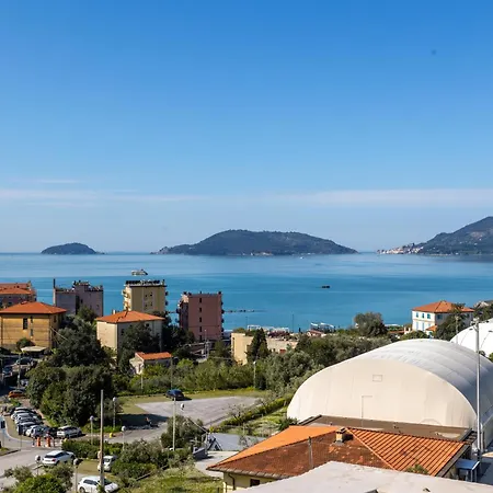 La Vista Azzurra Леричи