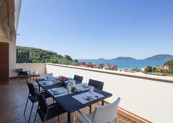 La Vista Azzurra Vila Lerici