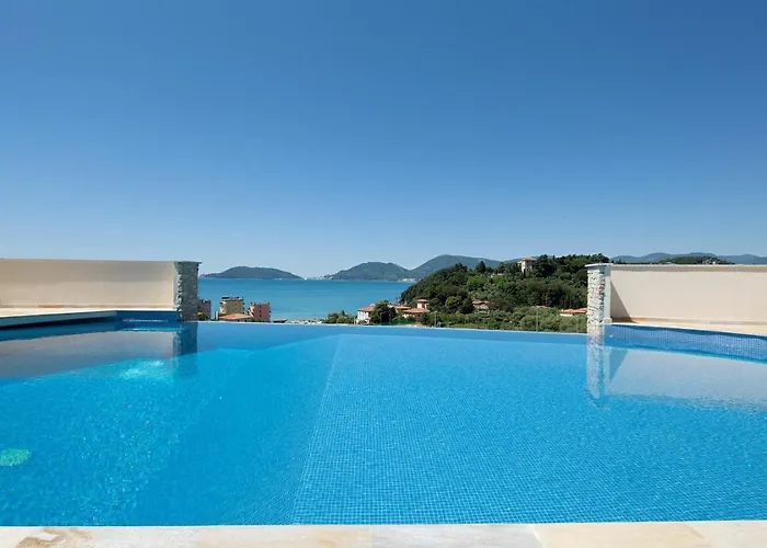 La Vista Azzurra Vila Lerici